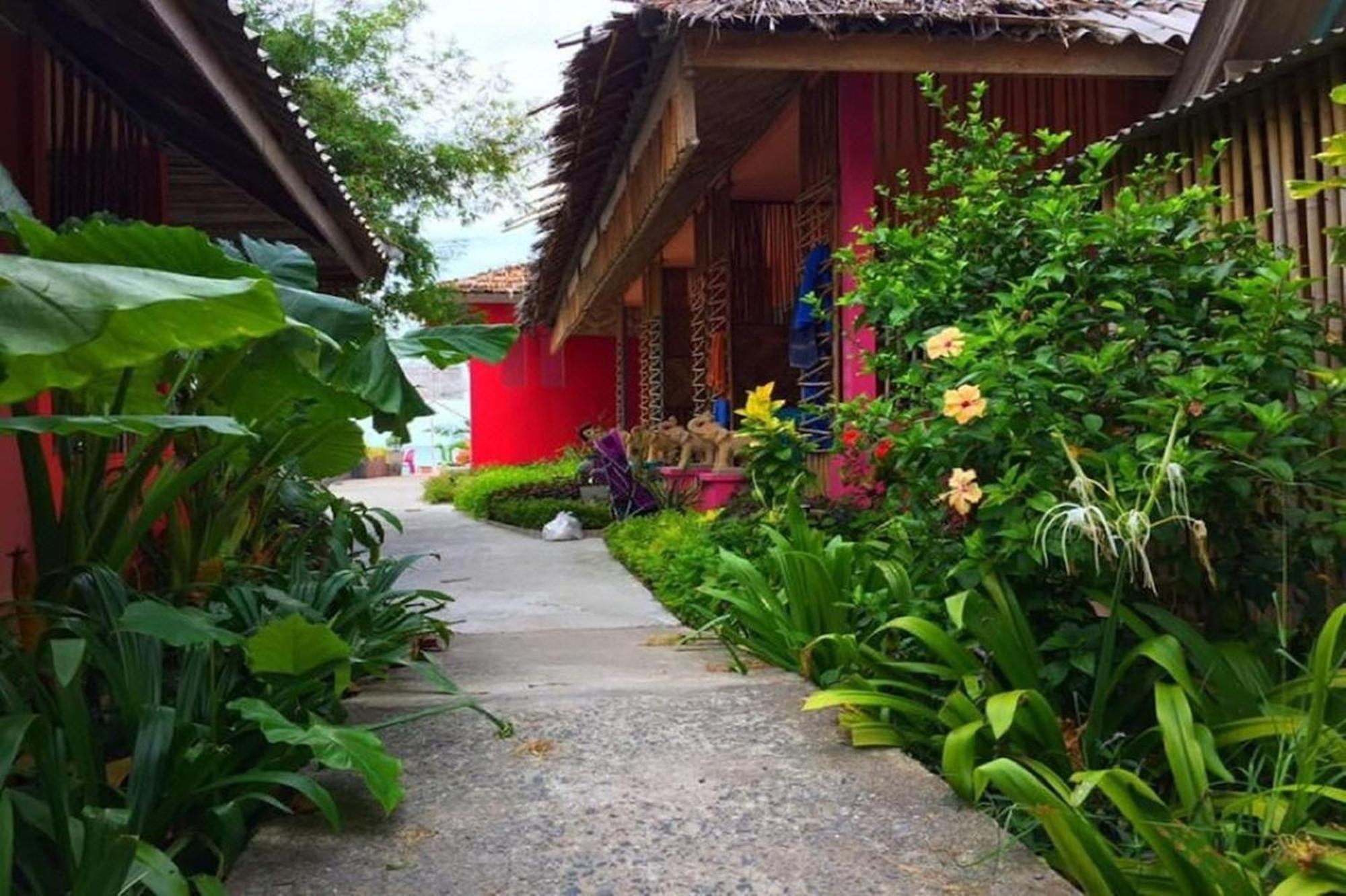 Chaba Bungalows Ban Ai Dao Exterior photo